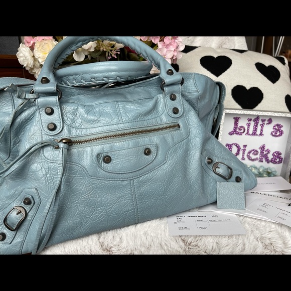 In a good condition, looks brand new, - Picture 16 of 16